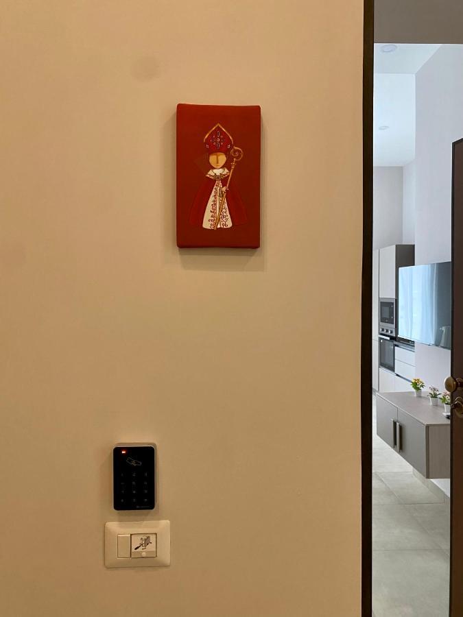 Dimora Museo Apartment Napoli Bagian luar foto