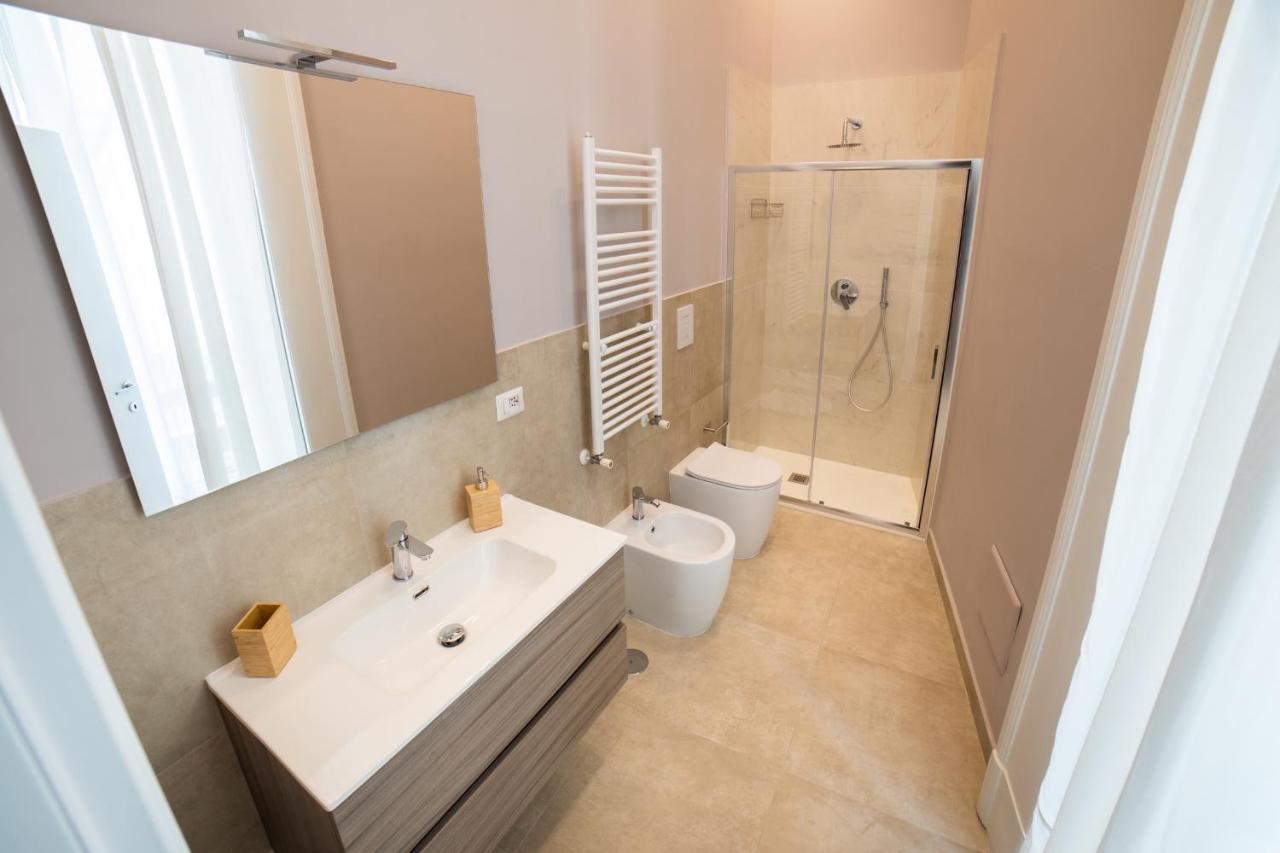 Dimora Museo Apartment Napoli Bagian luar foto