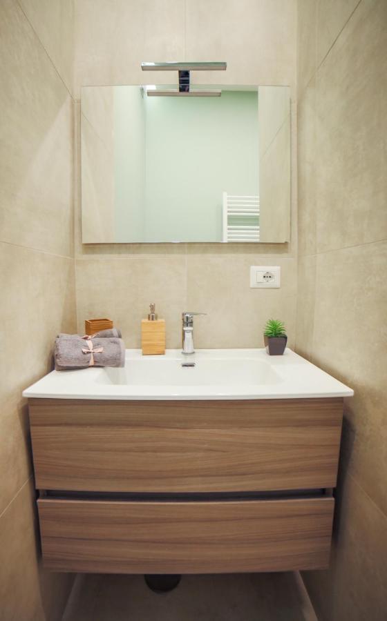 Dimora Museo Apartment Napoli Bagian luar foto