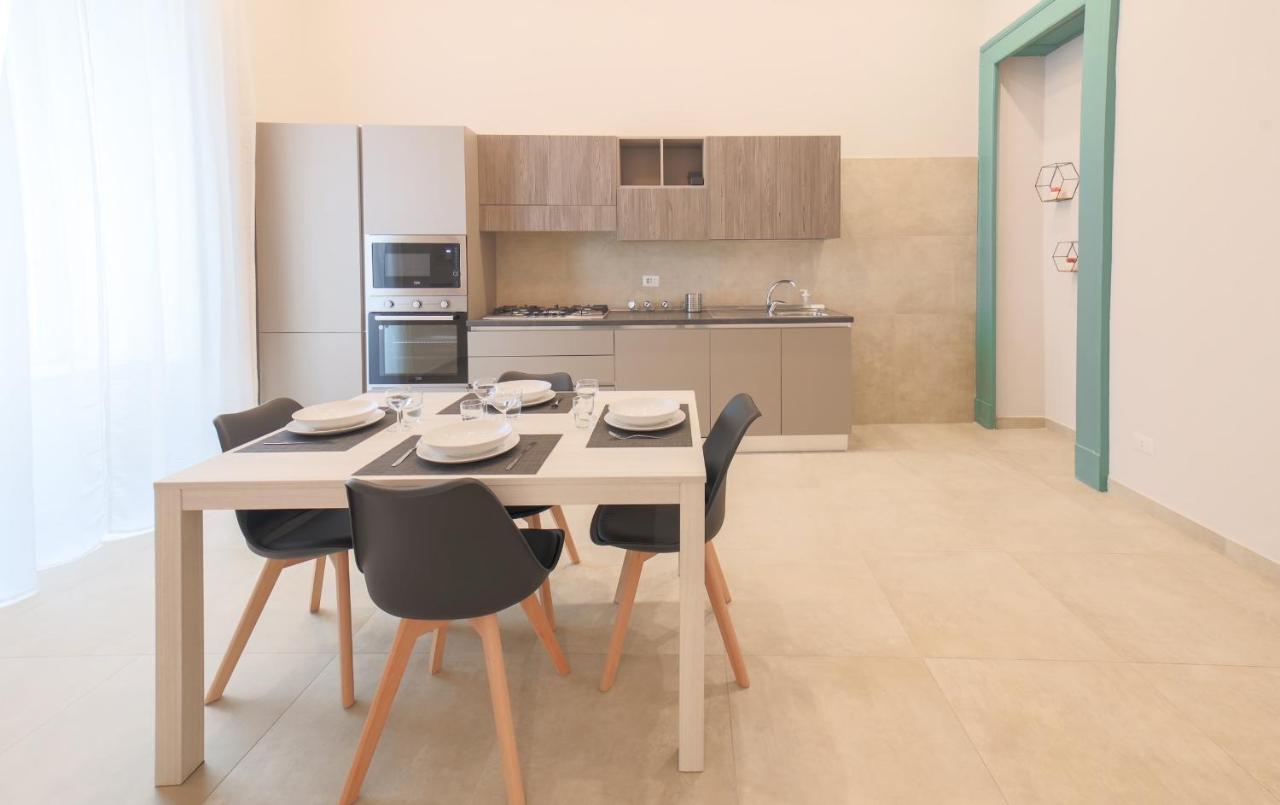 Dimora Museo Apartment Napoli Bagian luar foto