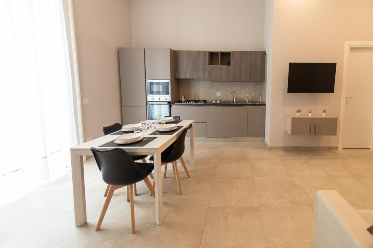 Dimora Museo Apartment Napoli Bagian luar foto