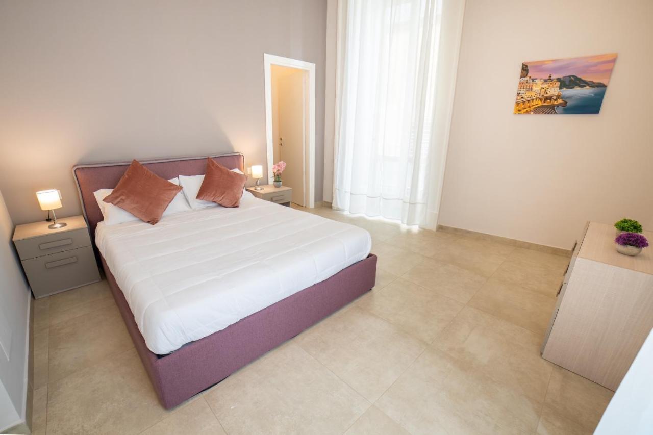 Dimora Museo Apartment Napoli Bagian luar foto