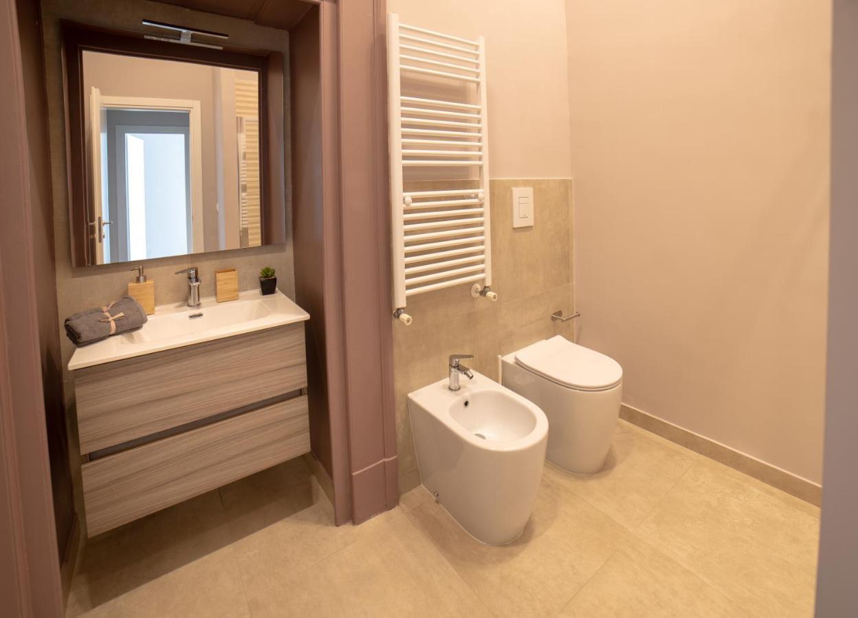 Dimora Museo Apartment Napoli Bagian luar foto