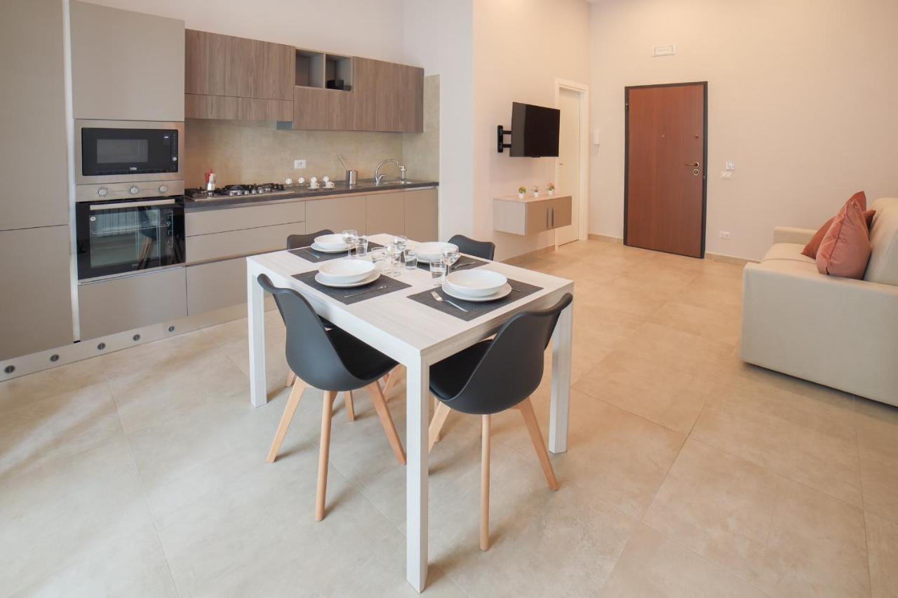 Dimora Museo Apartment Napoli Bagian luar foto